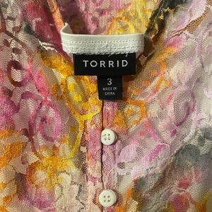 Torrid Lace Dress with a white under layer, short sleeves.